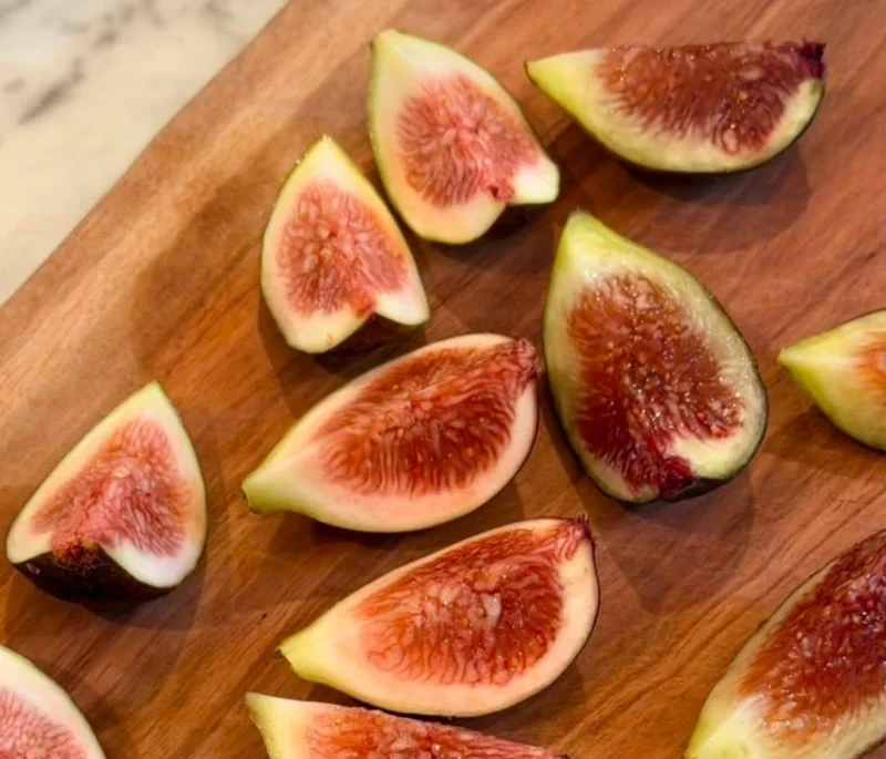 Everyday Fresh Figs, real photo